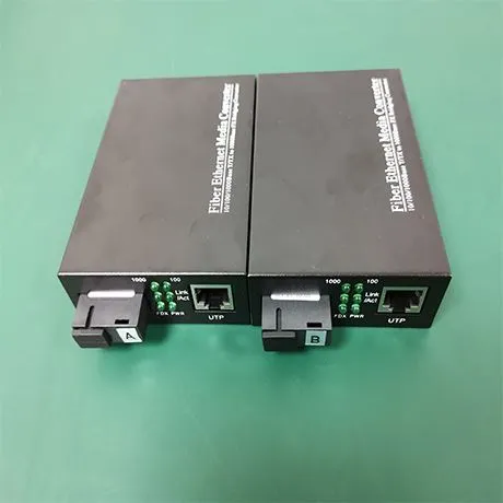 Kakšna je razlika med optičnimi oddajniki in stikali？